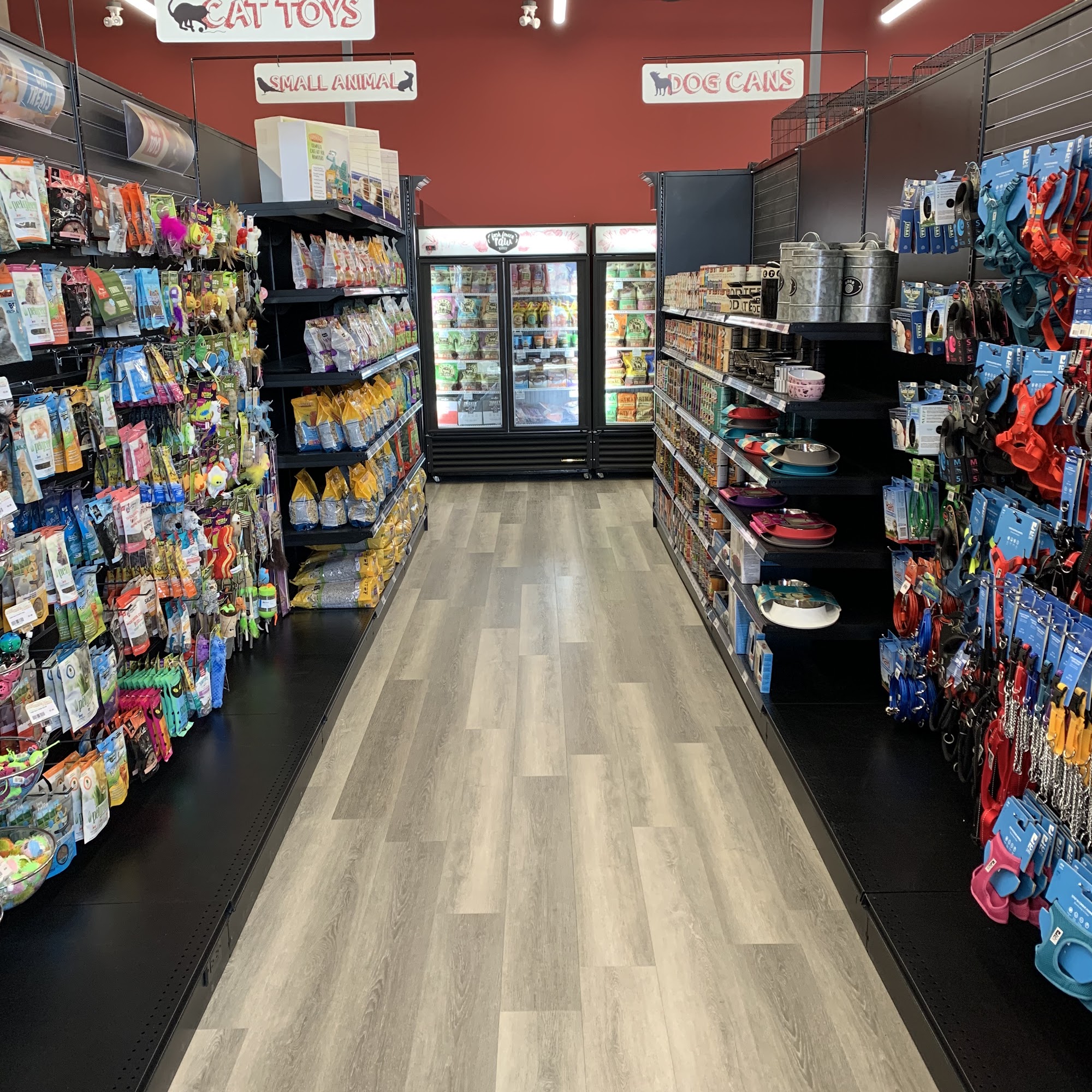 Global Pet Foods Fonthill