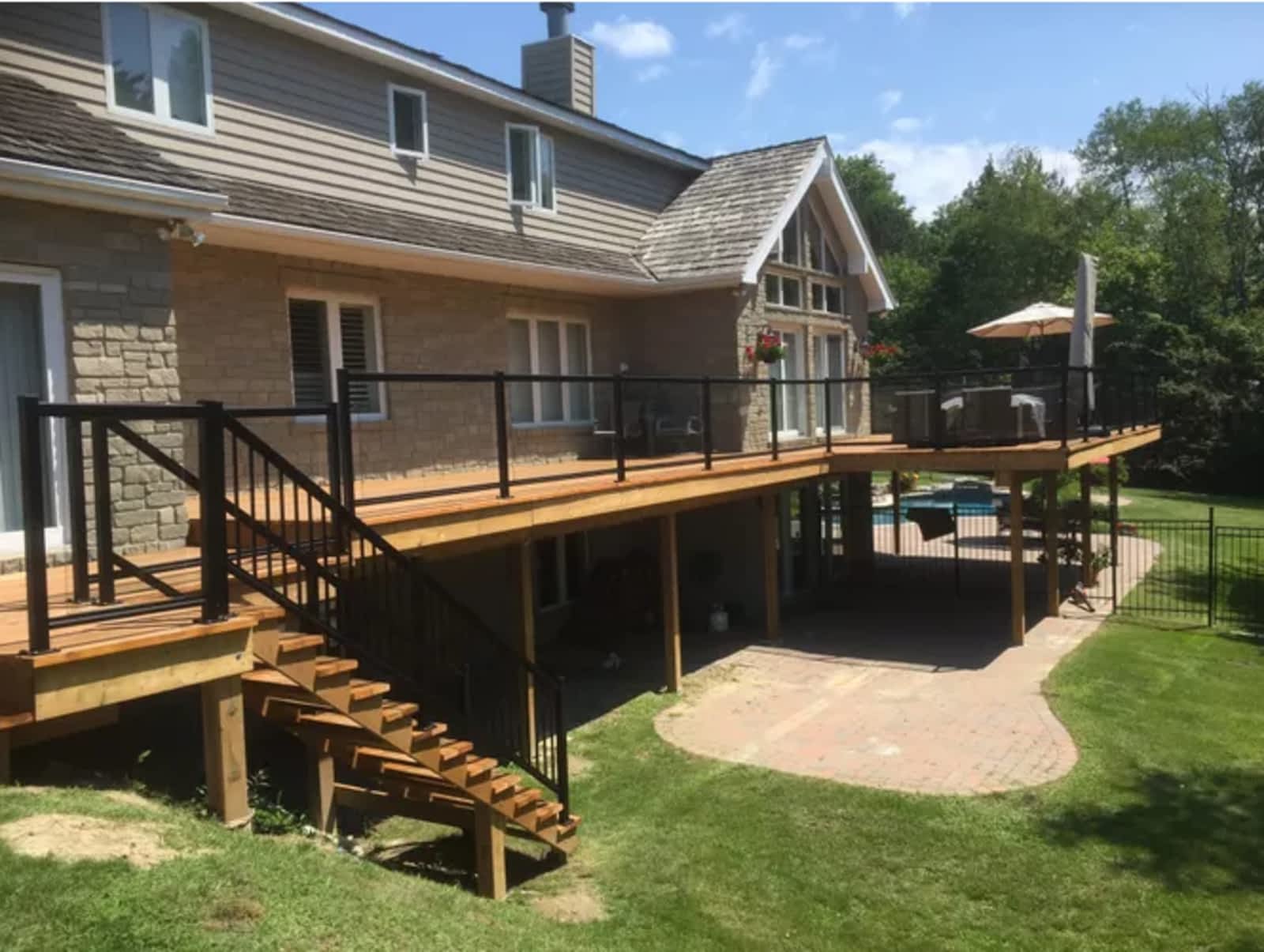 Photo credit: yellowpages.ca