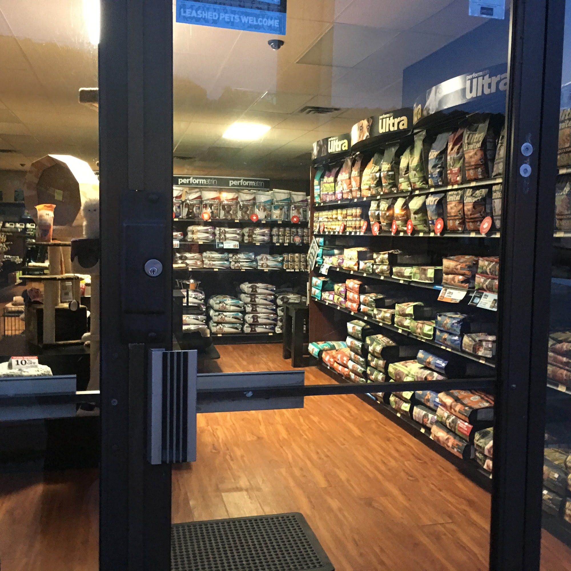 Pet Valu Haliburton