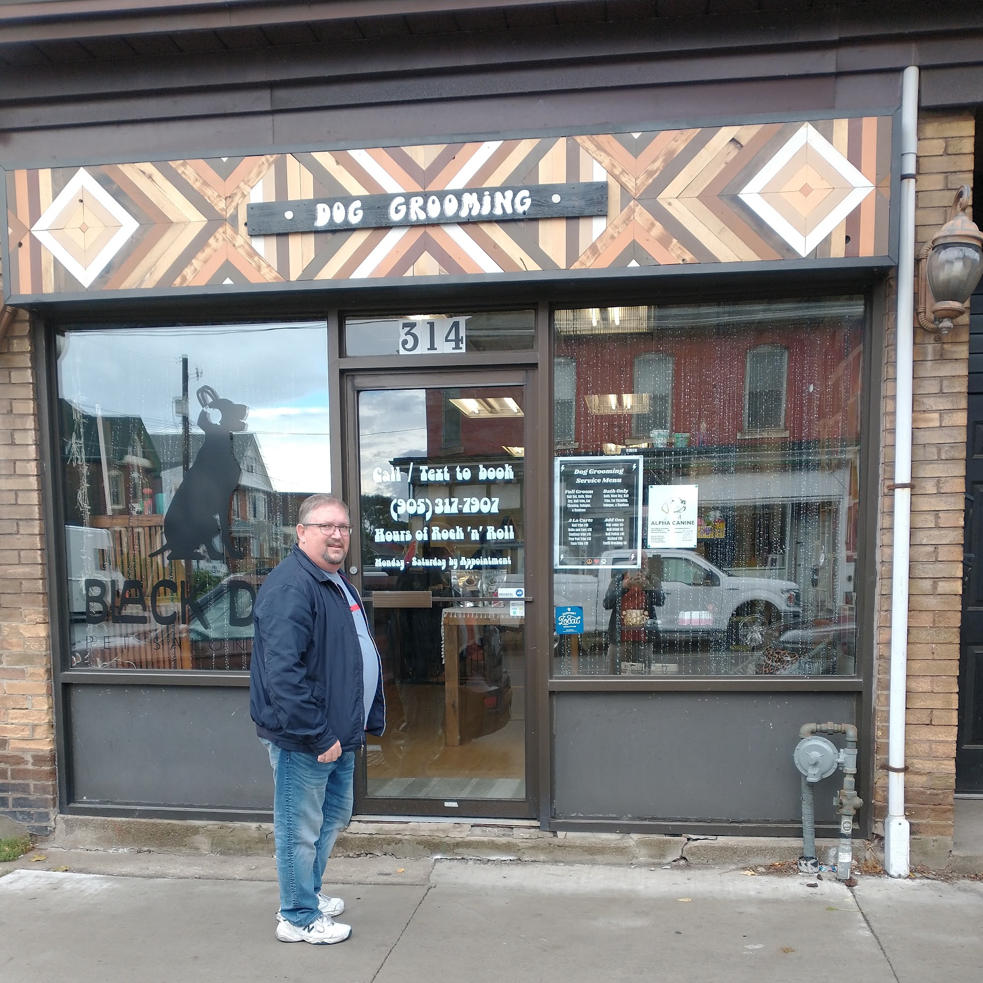 Black Dog Pet Salon Inc. Hamilton