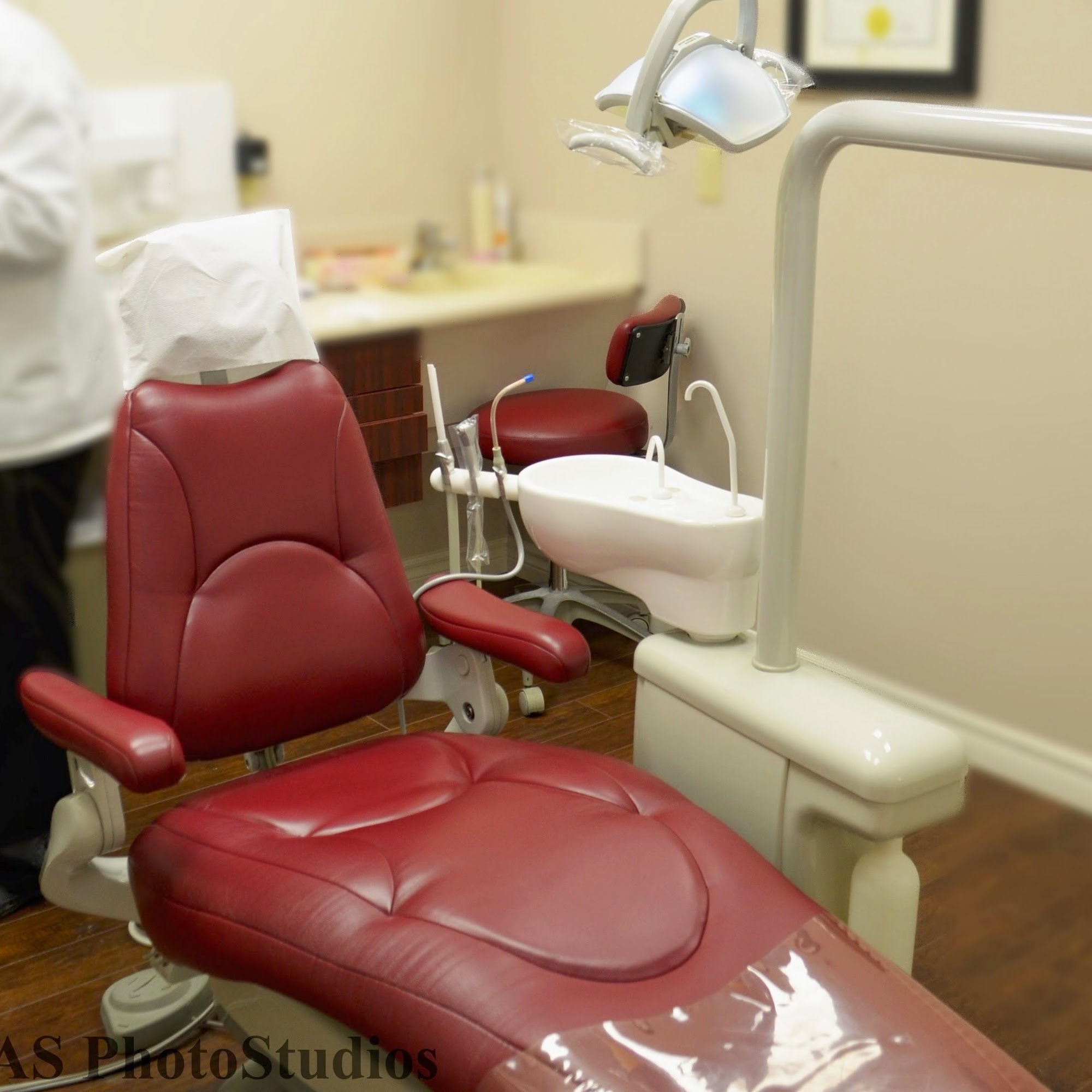The Hope Dental Care Centre 500 Hazeldean Rd Suite 107, Kanata, ON K2L 2B5