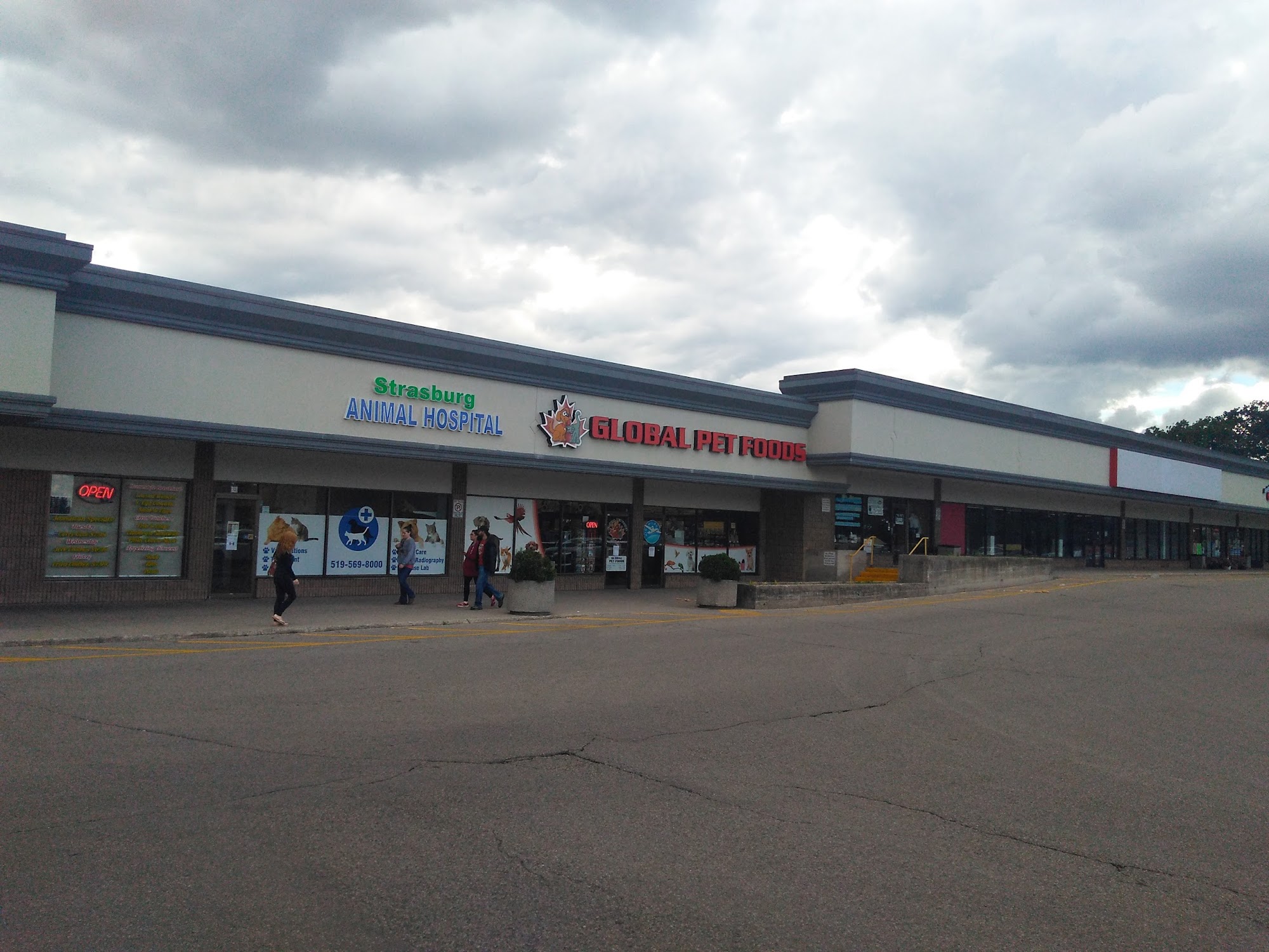 Global Pet Foods Kitchener