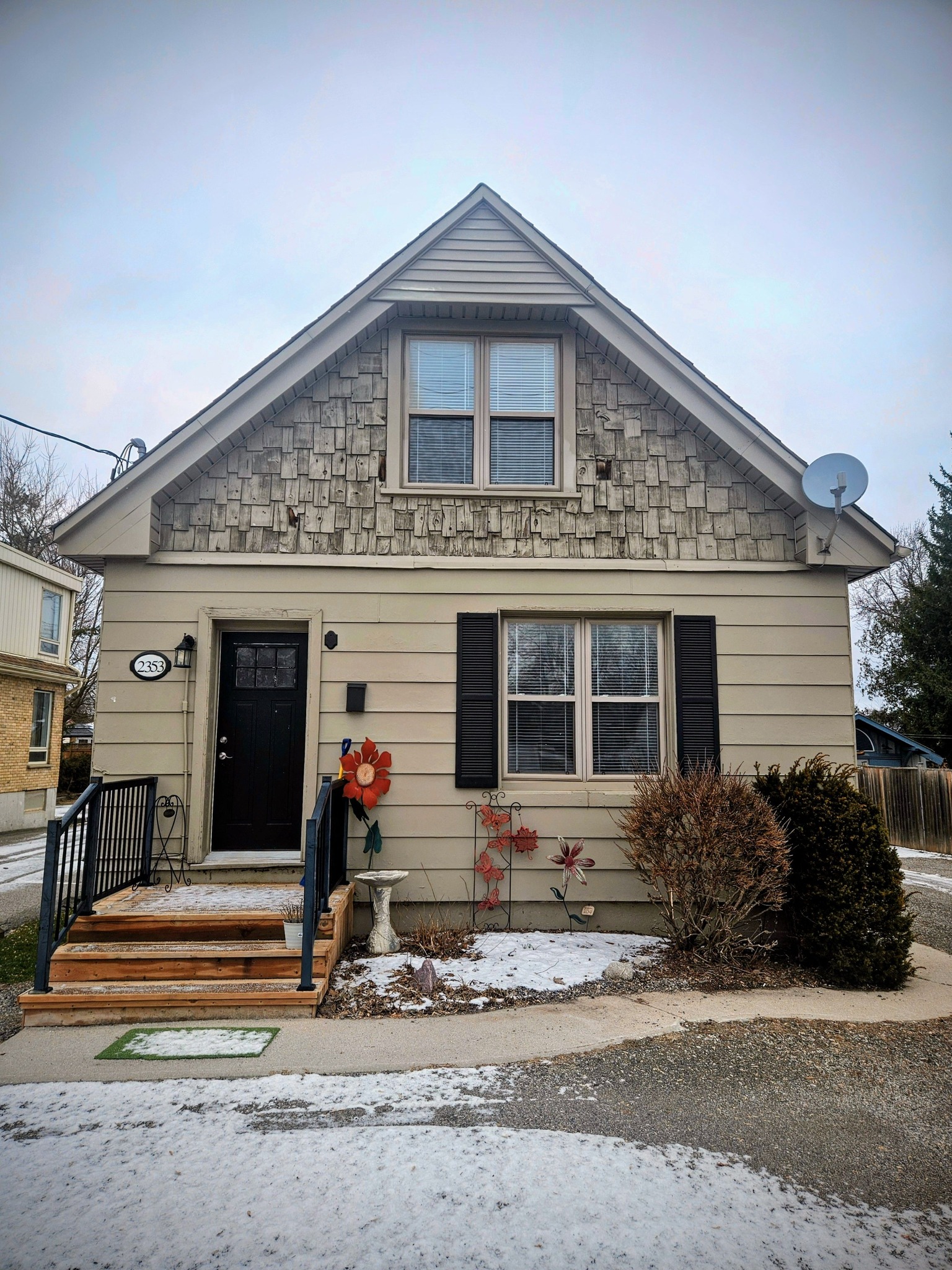 Krista Ajarray ReMaX