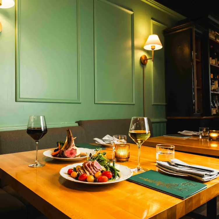 Photo credit: opentable