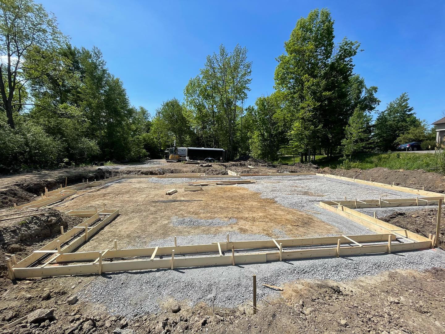 MacLean Building Solutions