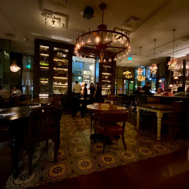 Photo credit: opentable