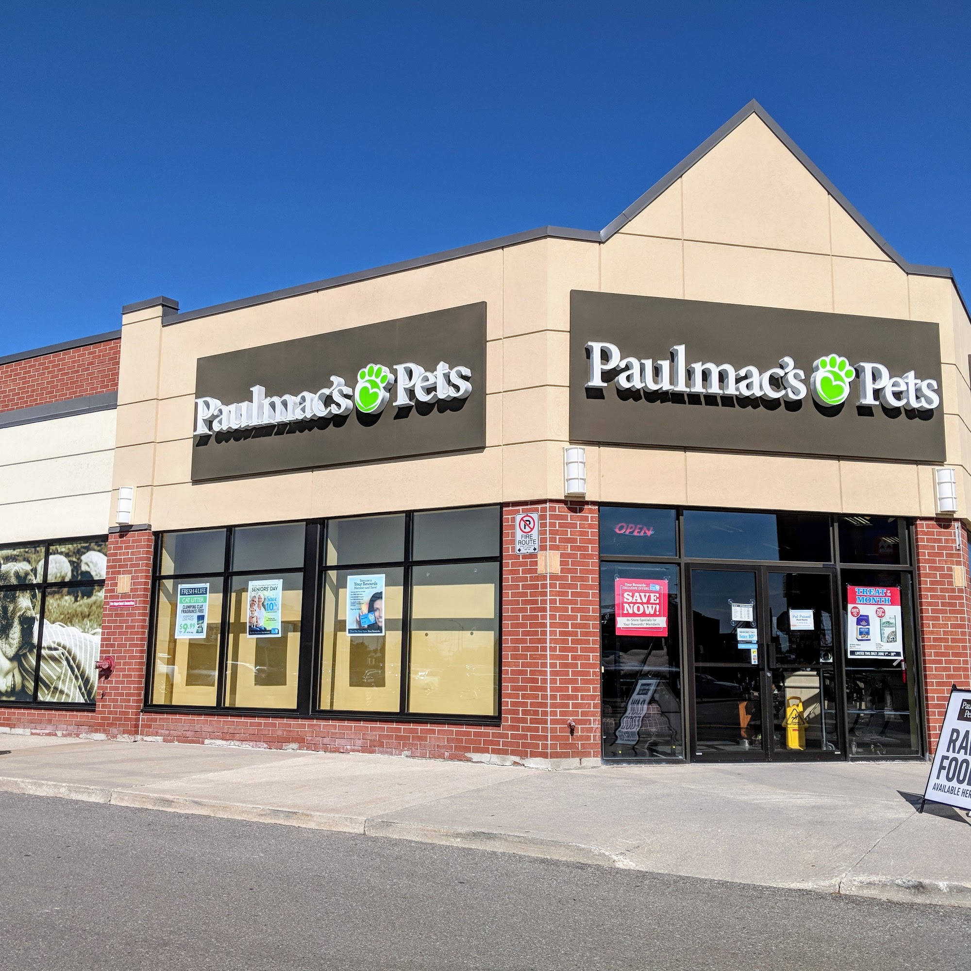 Pet Valu Oakville