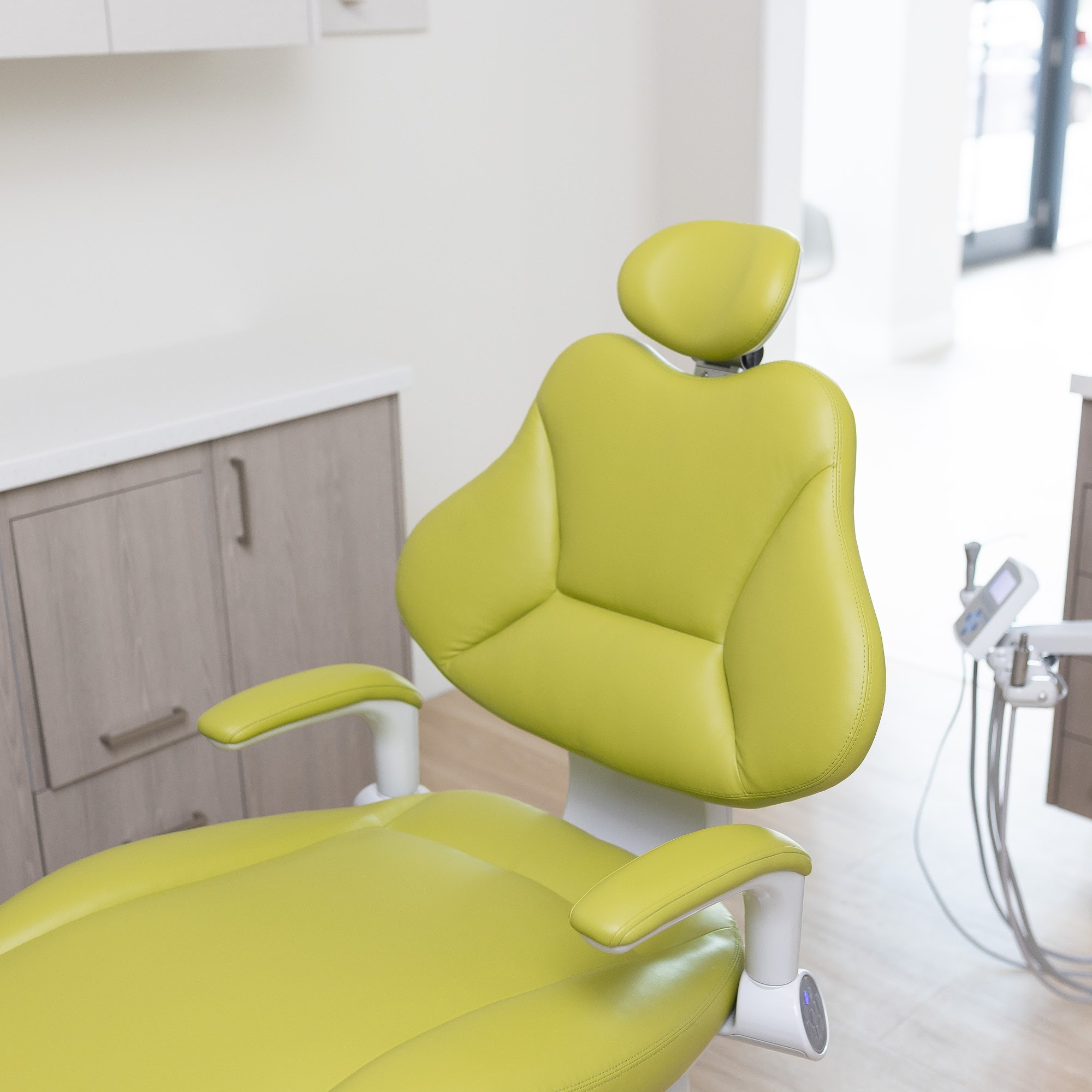 Sol Dental Studio 2450 Old Bronte Rd Unit E, Oakville, ON L6M 5P6