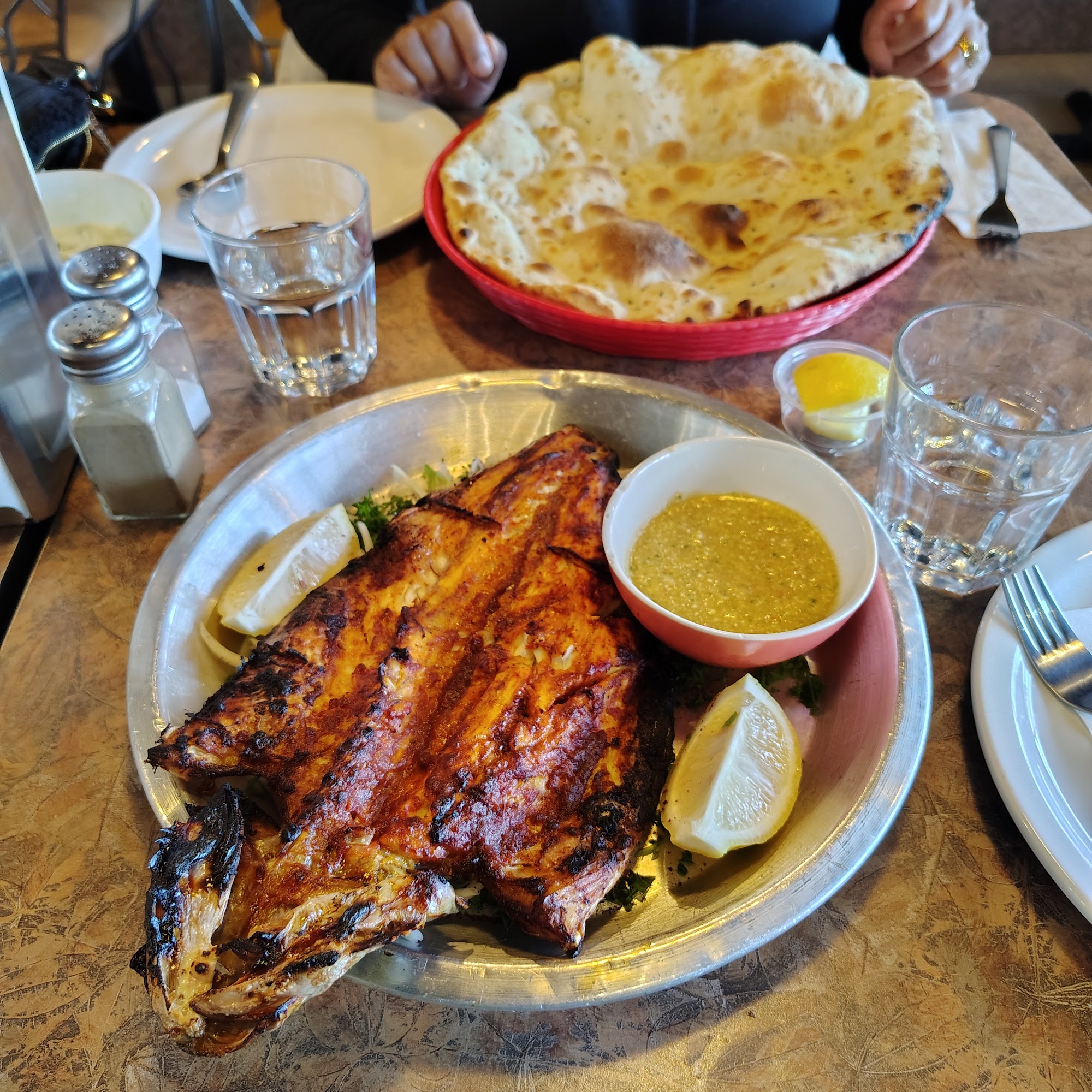 Yemen Gate باب اليمن