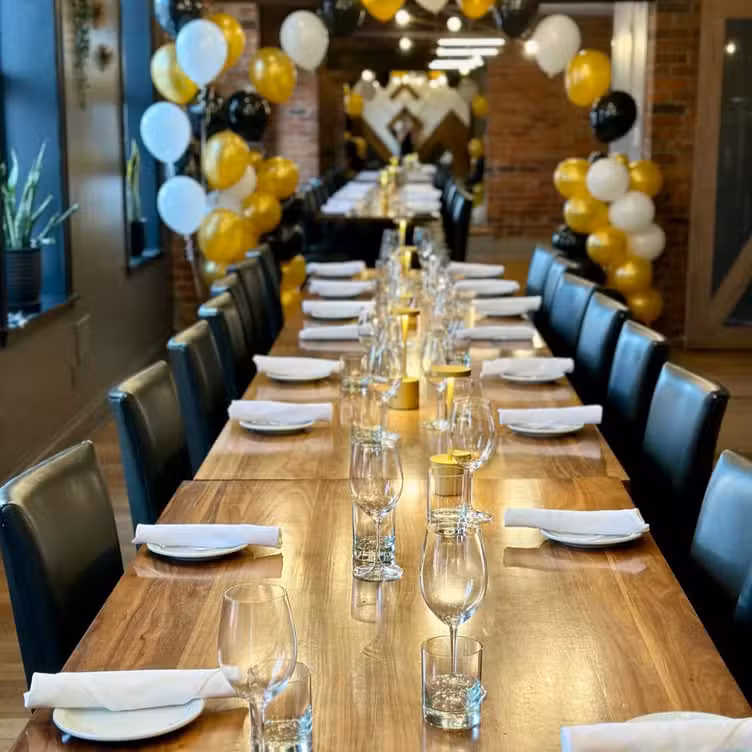 Photo credit: opentable