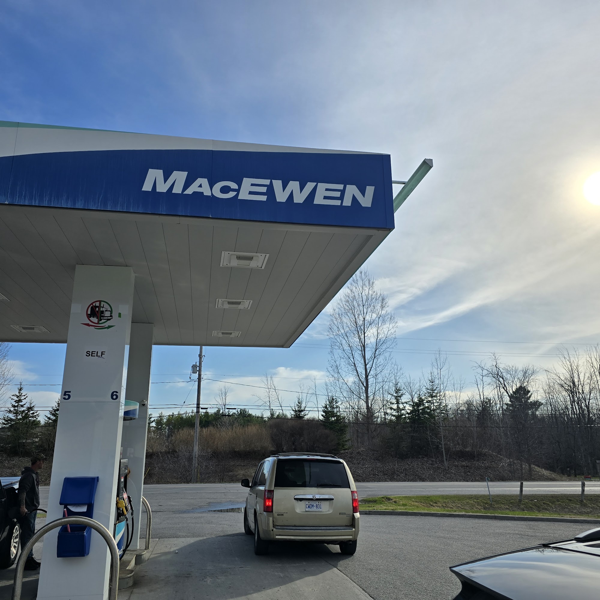 MacEwen Dunrobin Ottawa