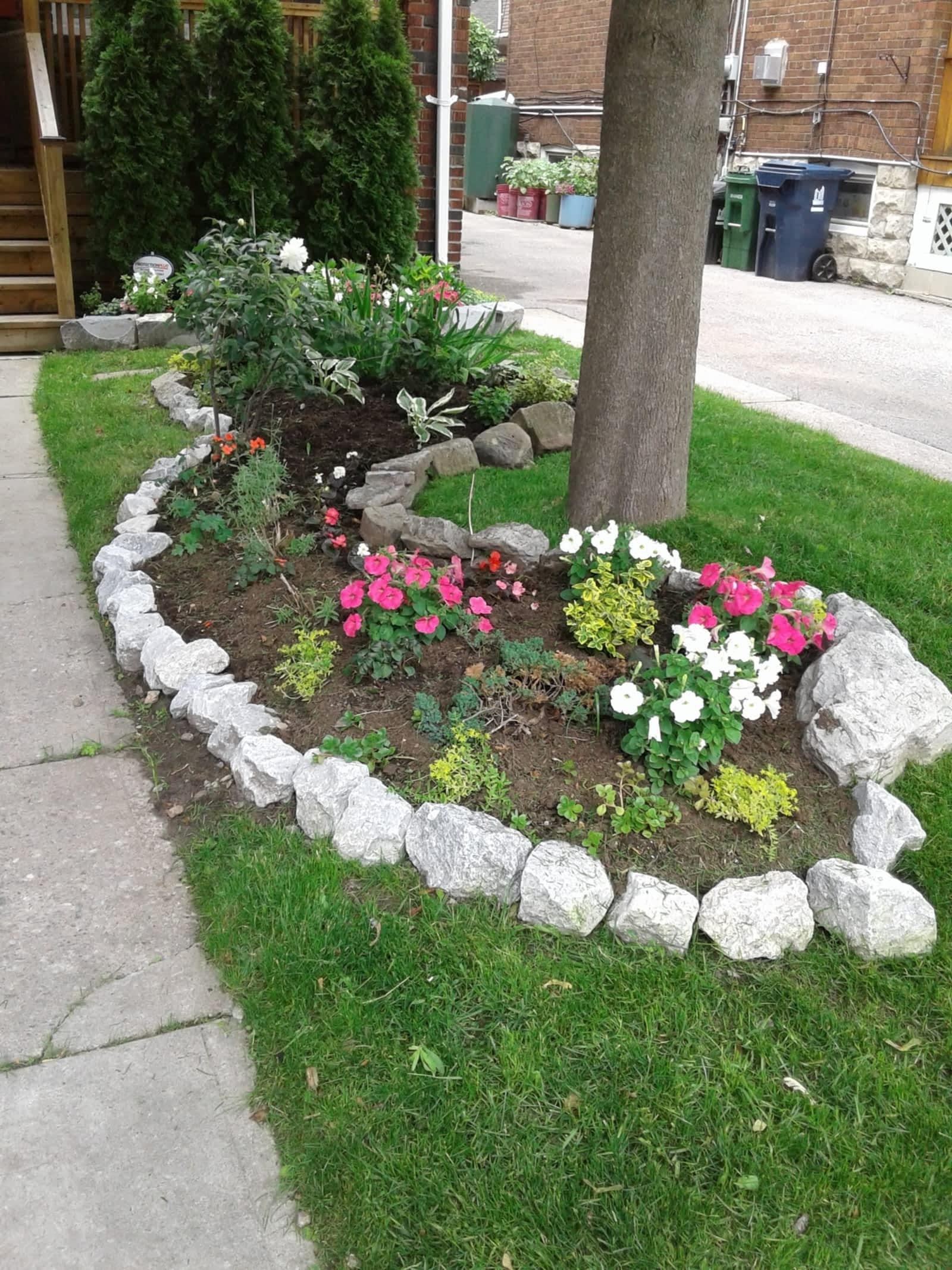 Photo credit: yellowpages.ca