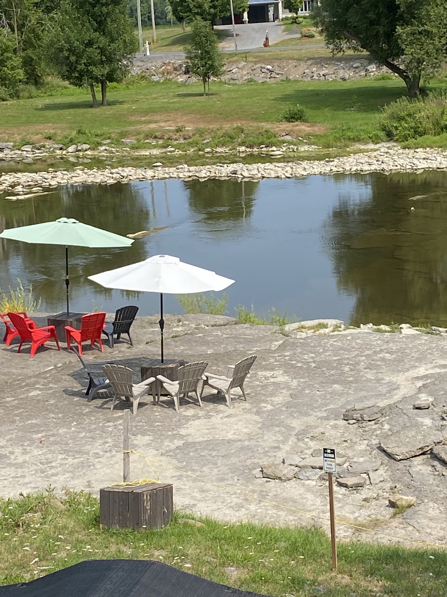 Café Sur la rive - Café Lunch Gelato Menu