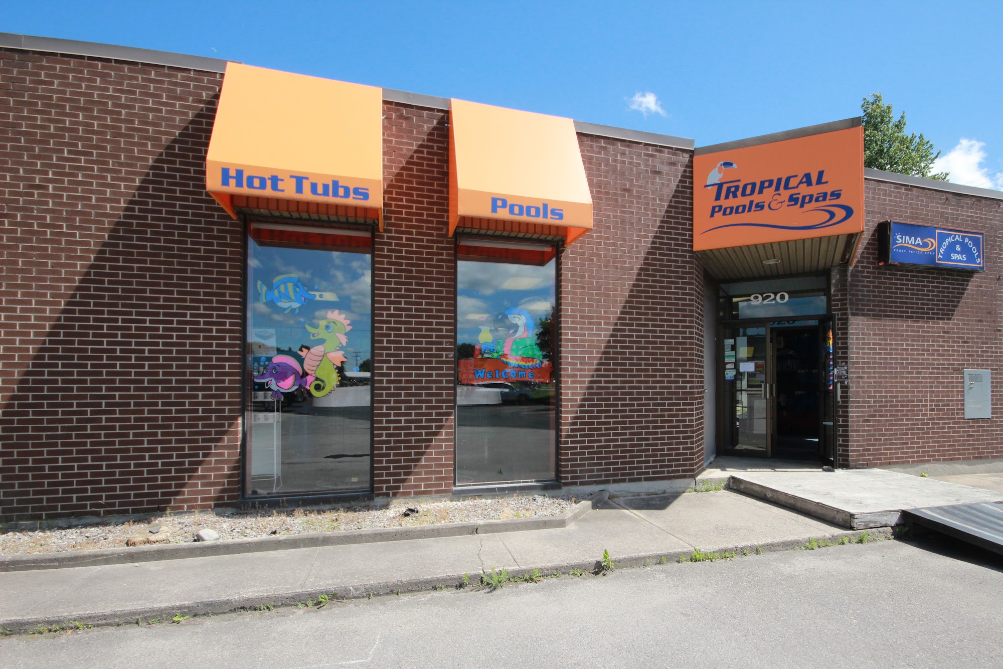 Tropical Pools and Spas Prescott