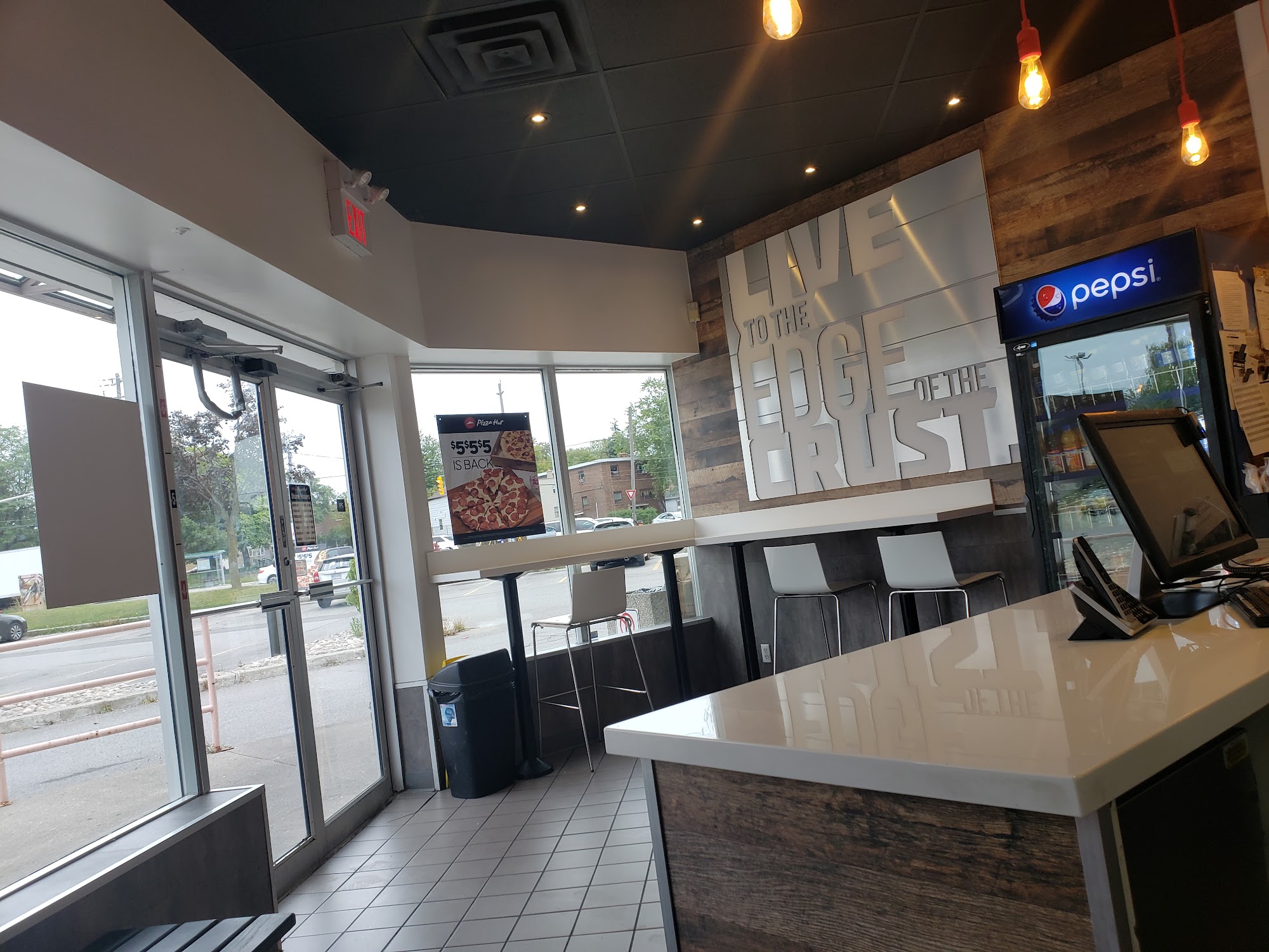 Pizza Hut