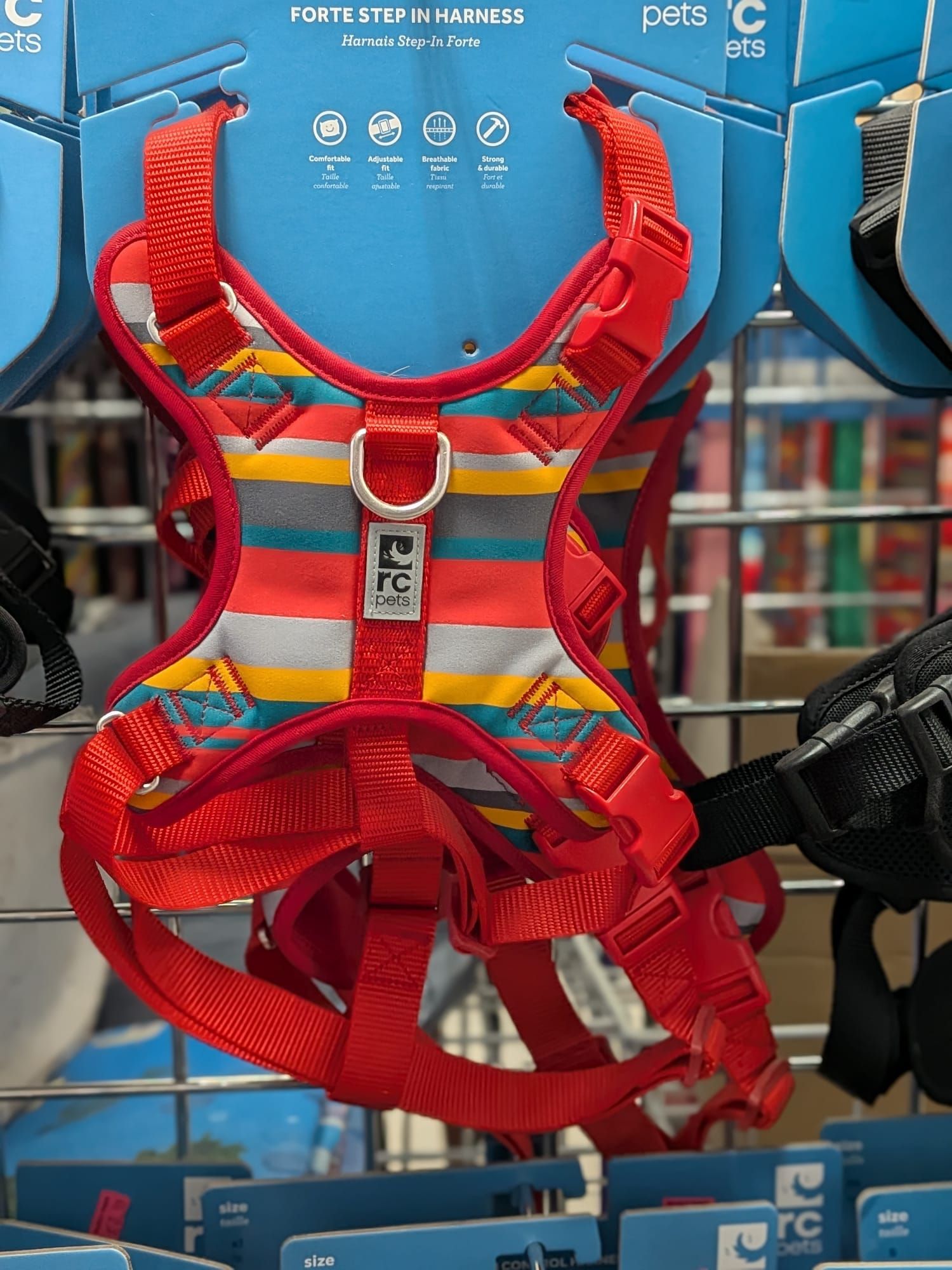 Muddy Paws Pet Food, supplies & Grooming Salon Scarborough