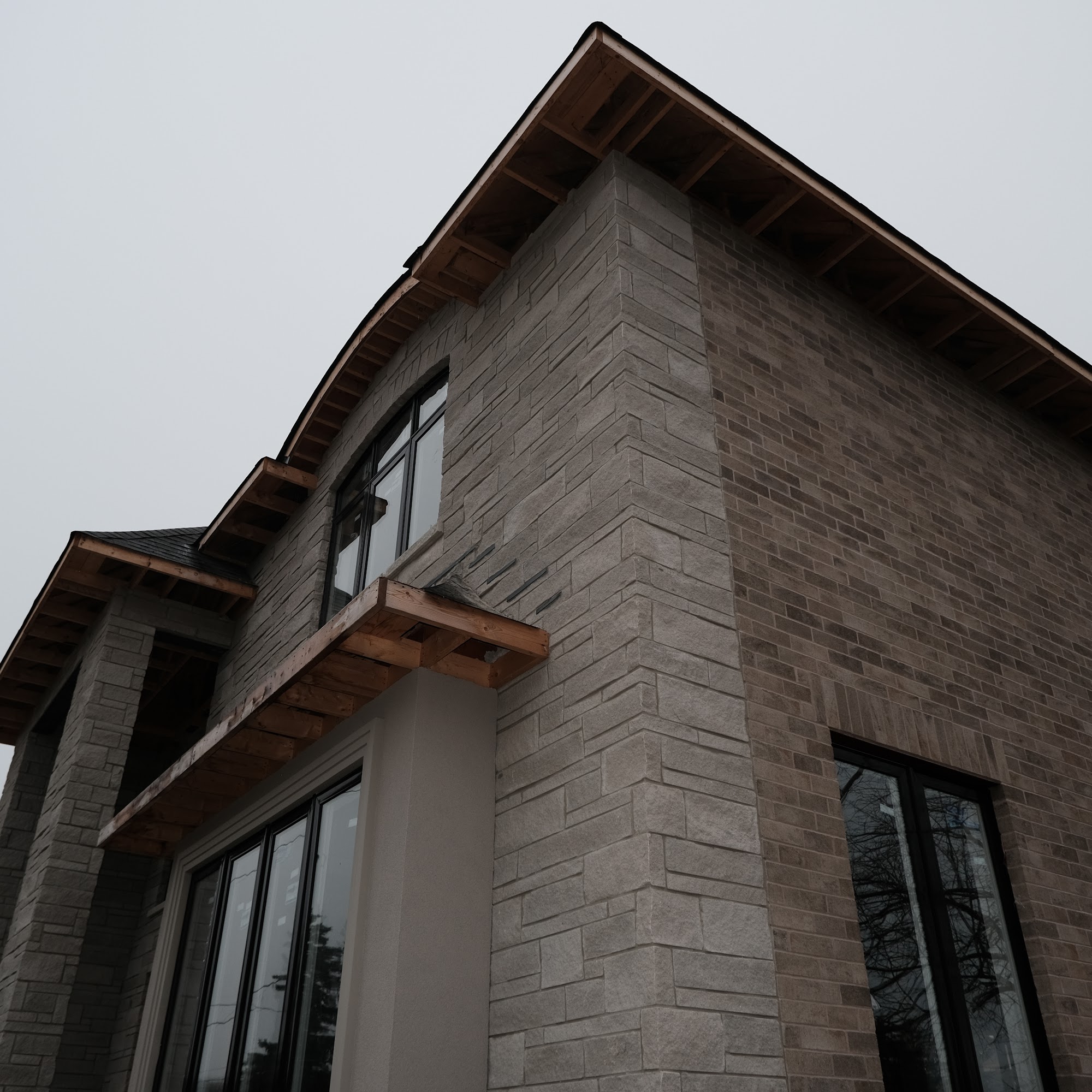 Zippy Custom Homes Inc.