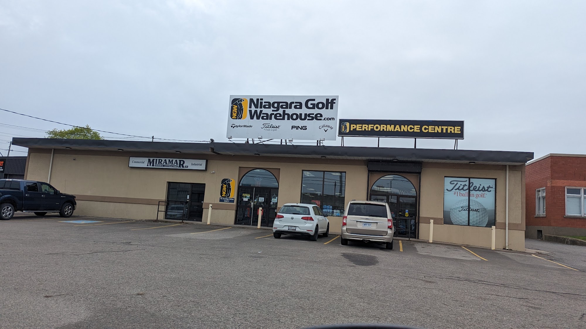 Niagara Golf Warehouse St. Catharines