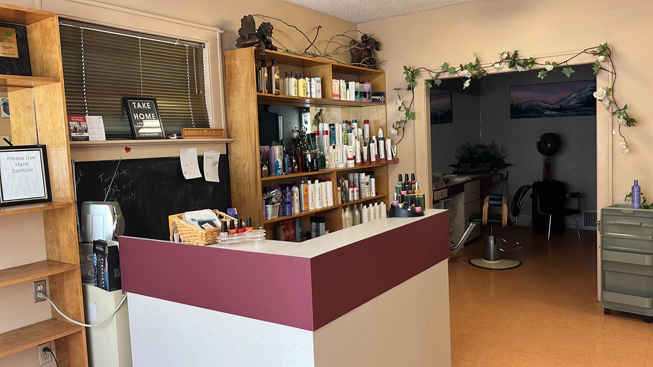 Samantha's Hair Studio