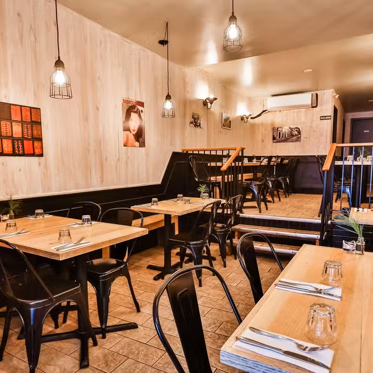 Photo credit: opentable