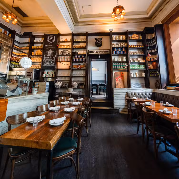 Photo credit: opentable