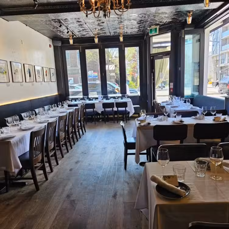 Photo credit: opentable