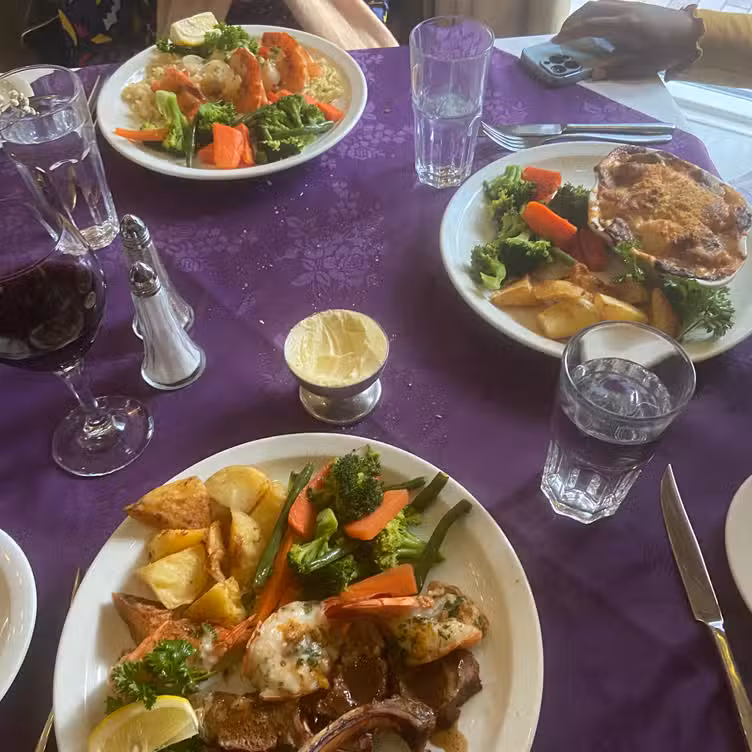 Photo credit: opentable