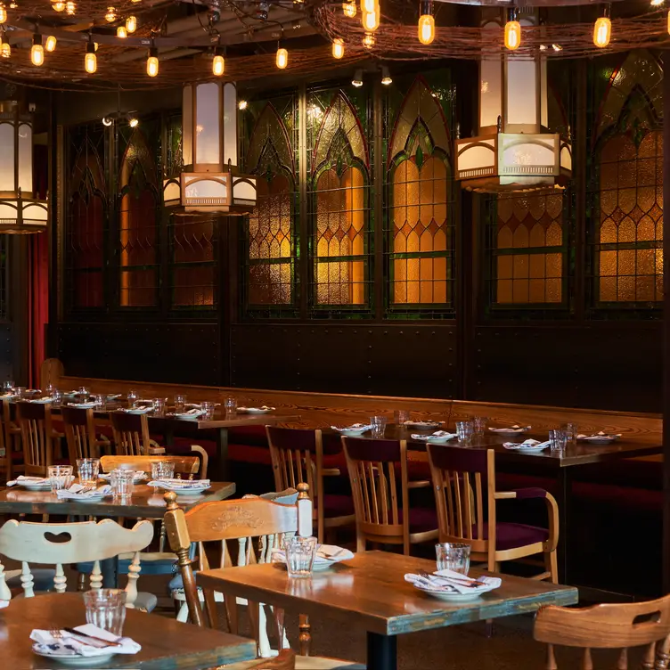 Photo credit: opentable