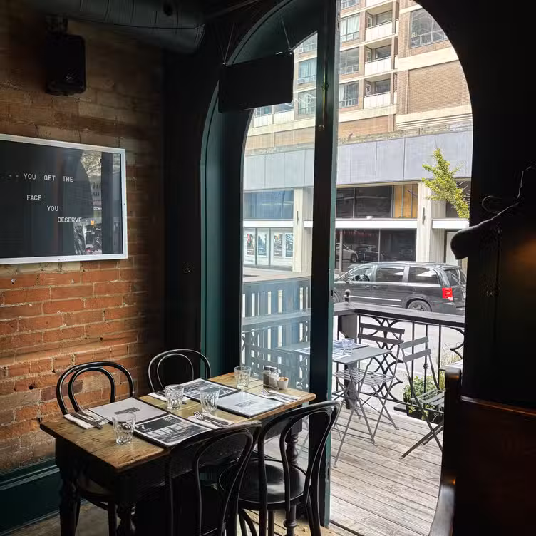 Photo credit: opentable