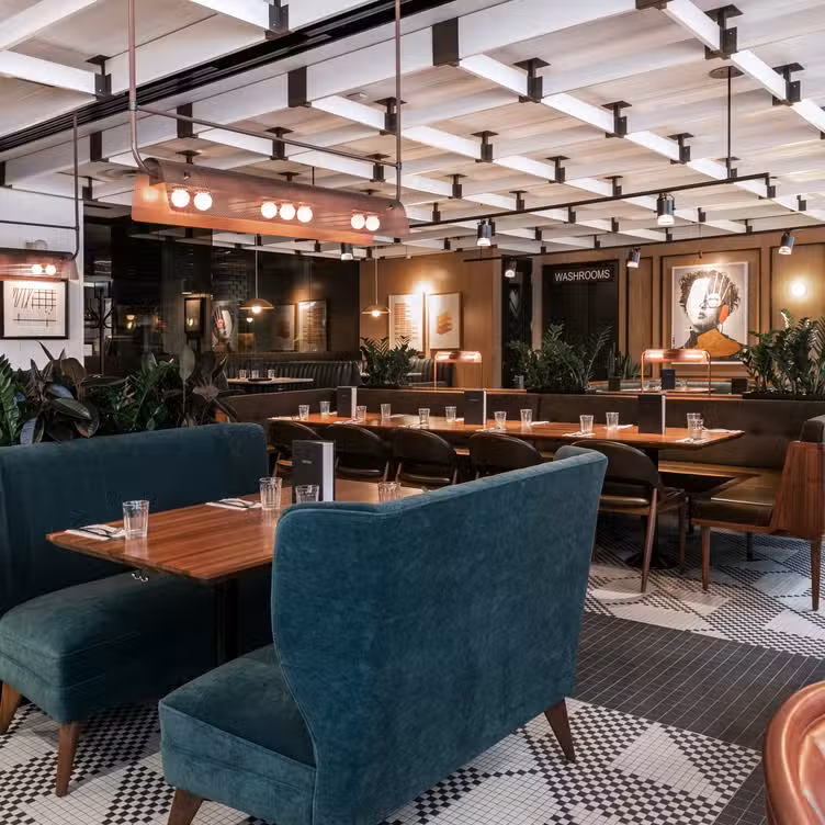 Photo credit: opentable