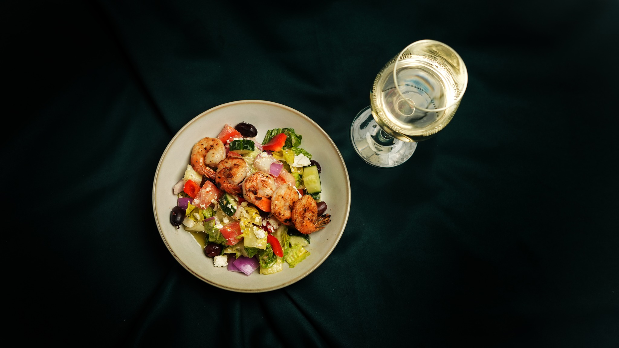 HarbourFront77 Kitchen