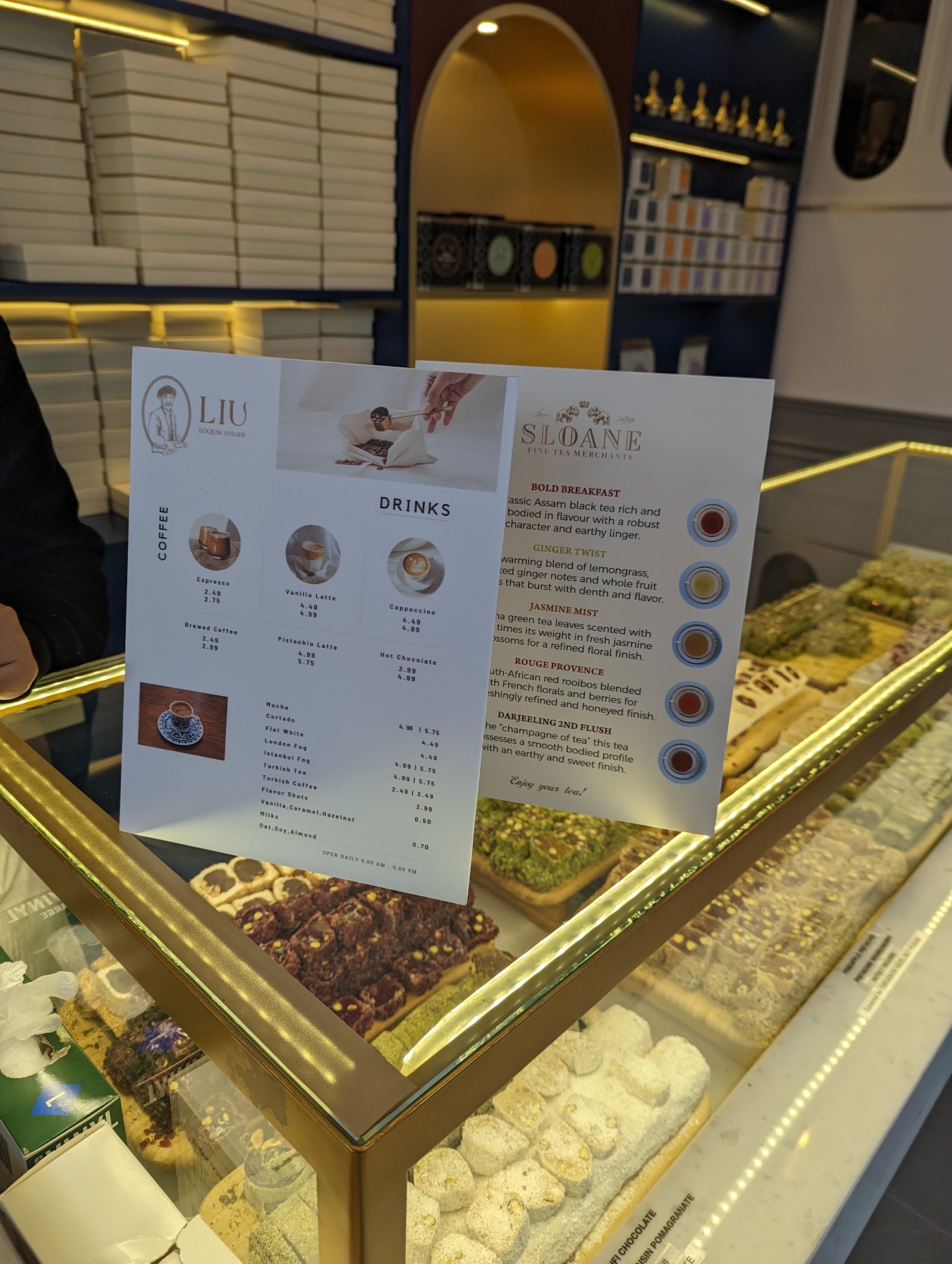 Liu Loqum Atelier Menu