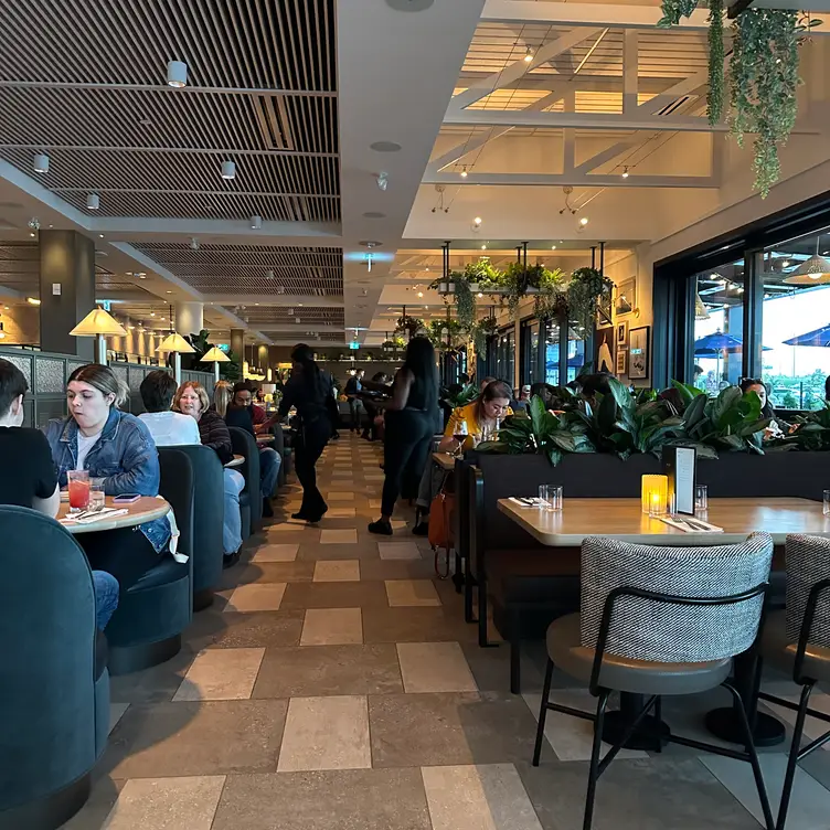 Photo credit: opentable