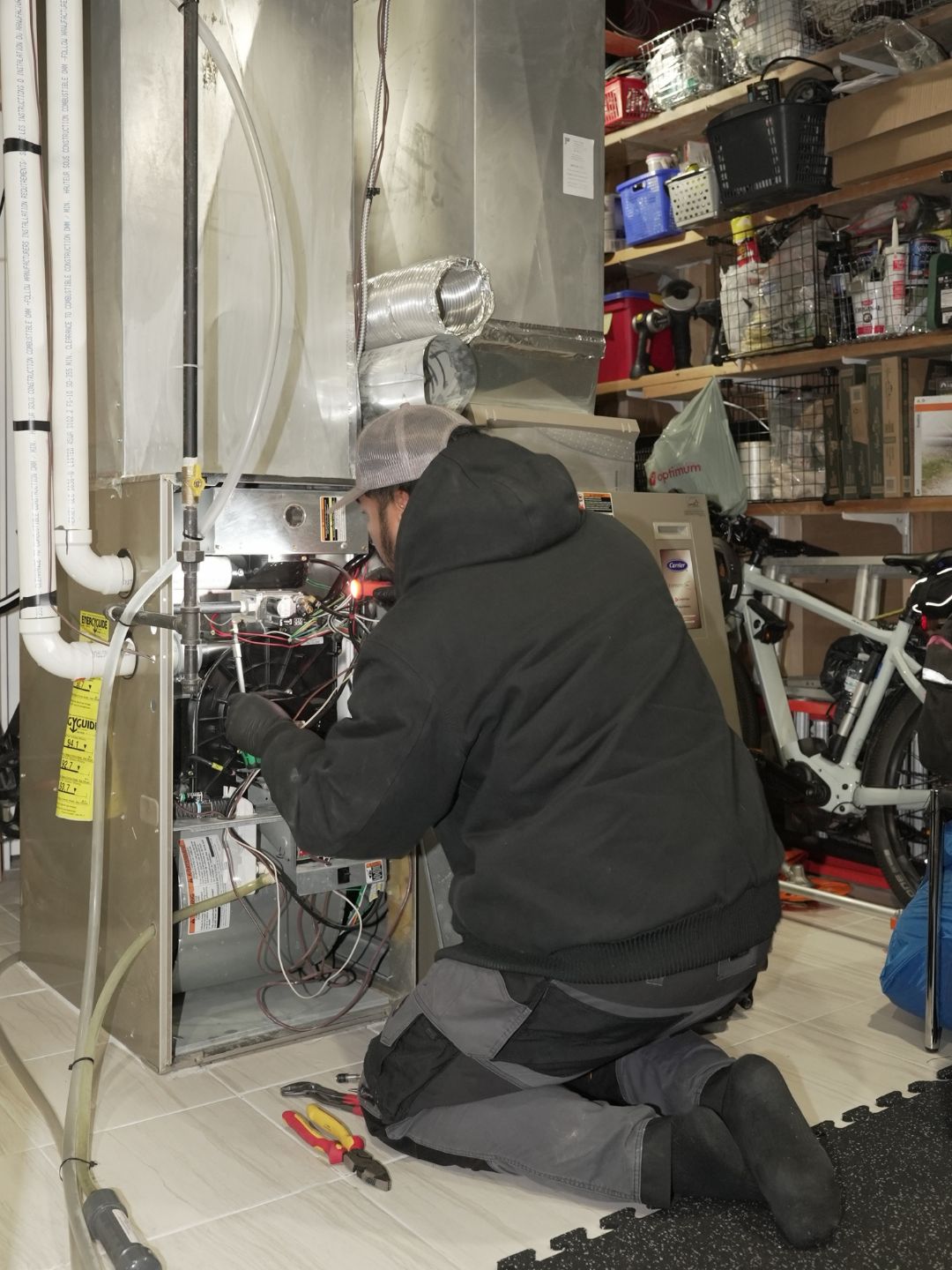 1st Air Heating & Cooling 535 Millway Ave unit 2, Vaughan Ontario L4K 3V4