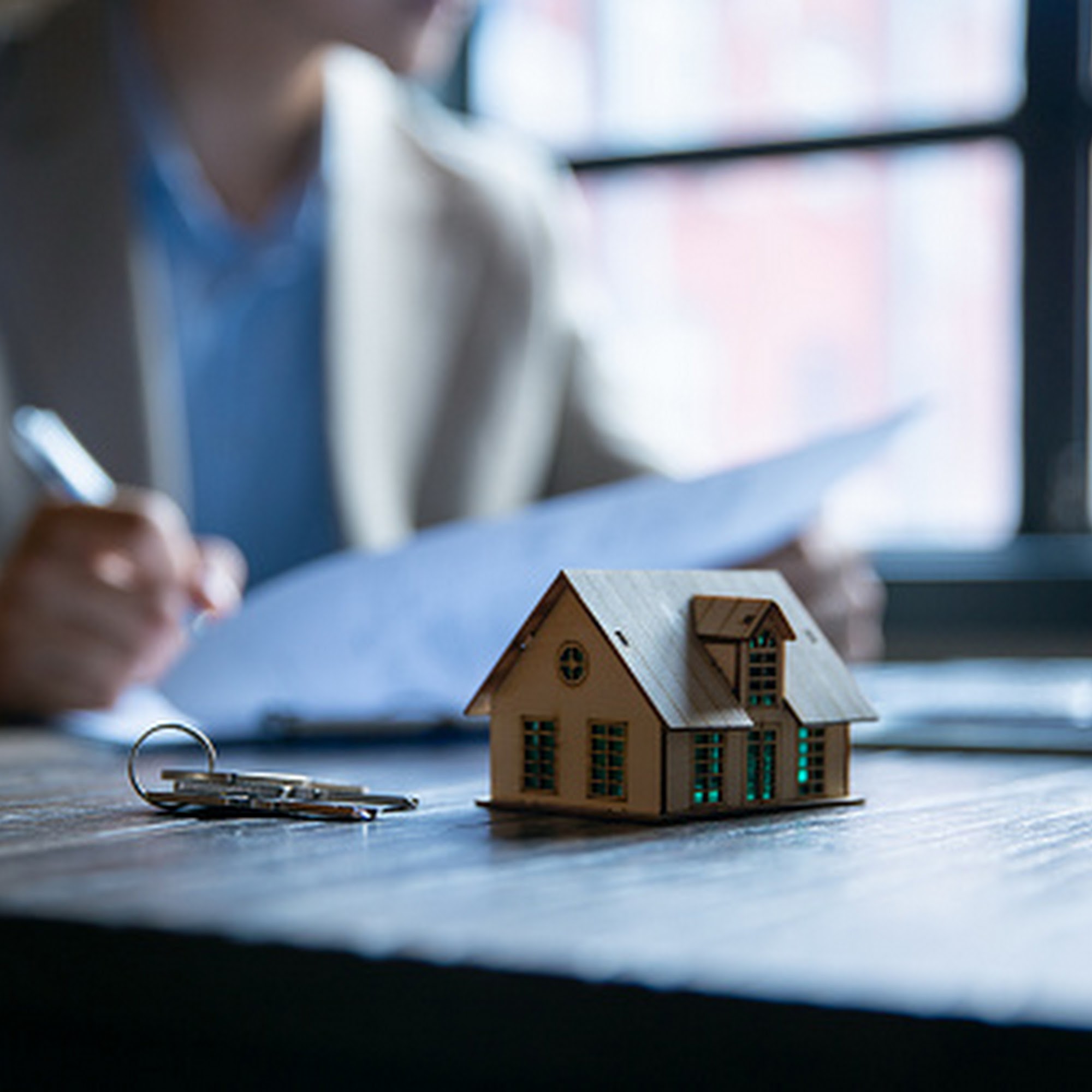 Mortgage Advisor: Kanwal Arora