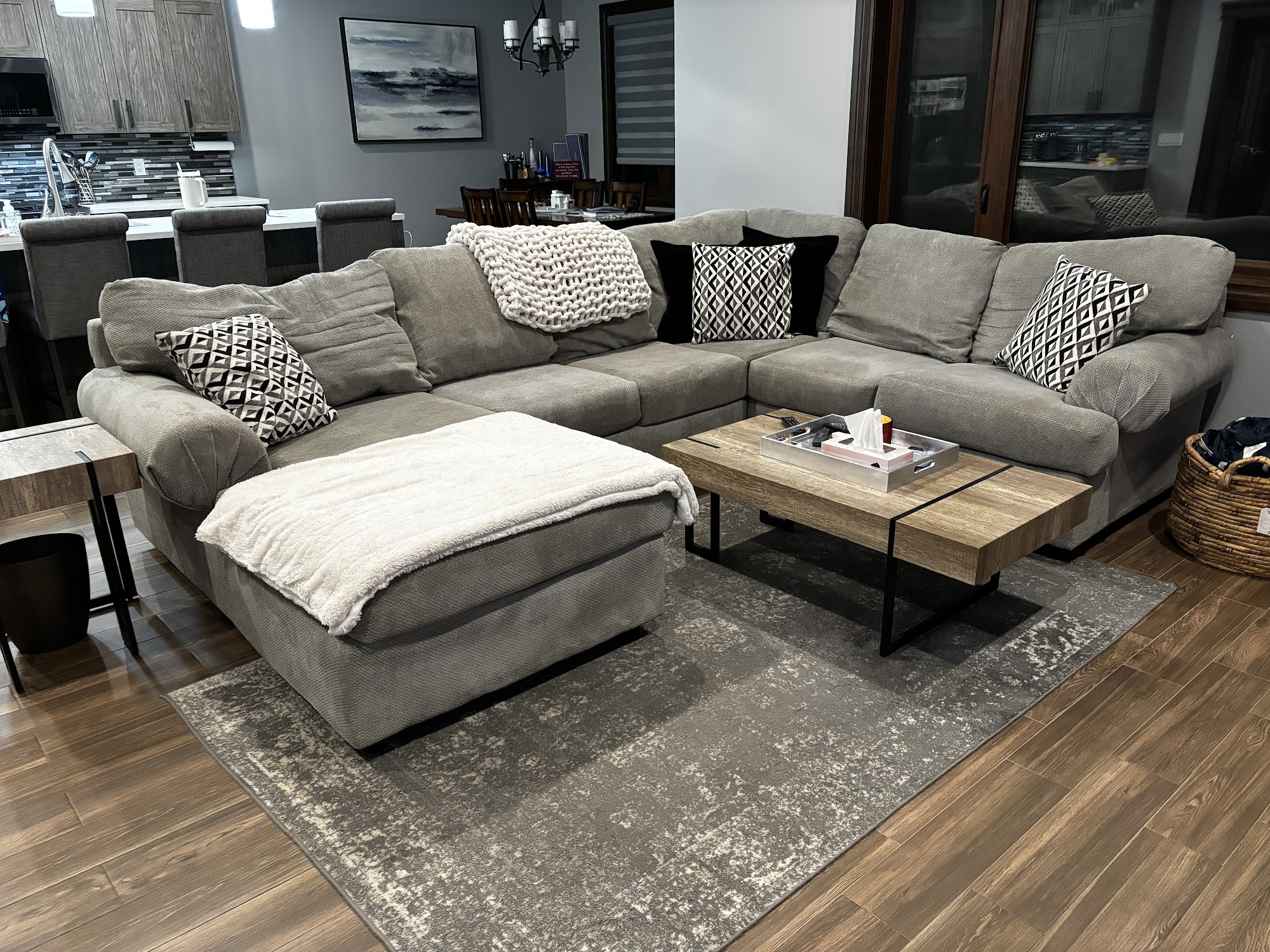 Foam Frenzy Carpet Cleaning & Upholstery Service 332 2nd St, Windsor Ontario N9E 3P6