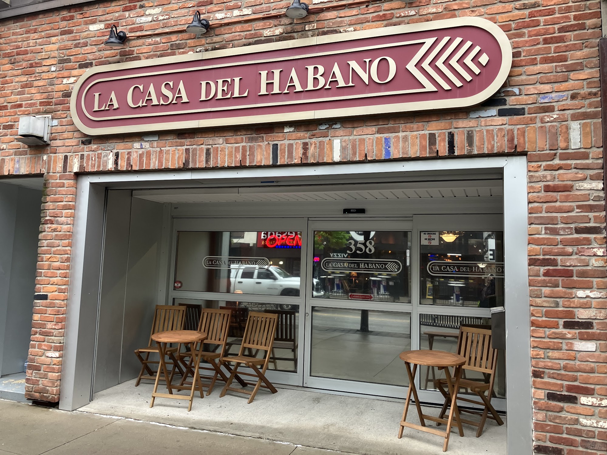 La Casa Del Habano Windsor