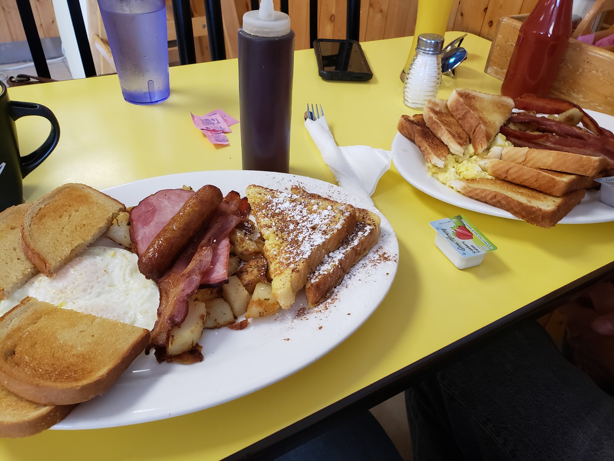 Oxford Variety & Truck Stop