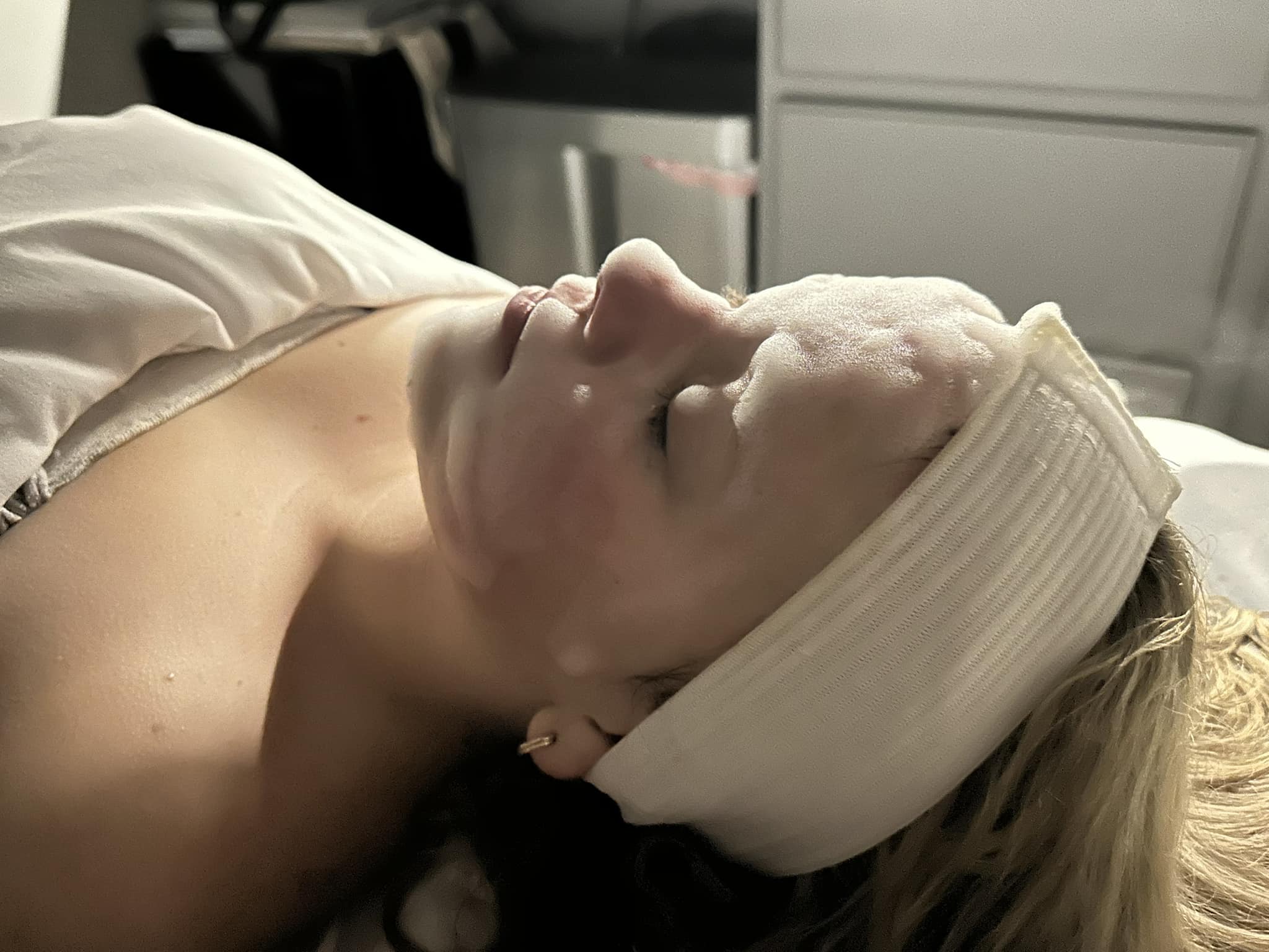 Simplicity, skin by Muna