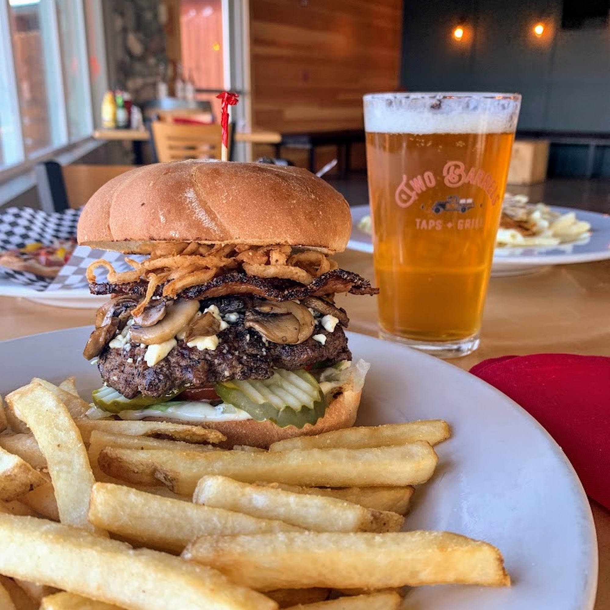 River Lodge + Cabins Boardman