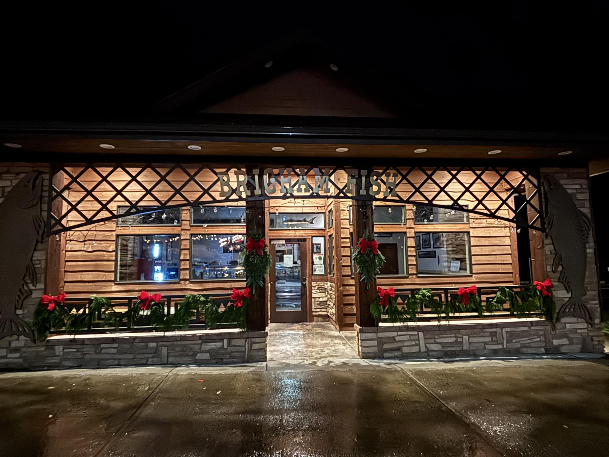 Brigham Fish Market Cascade Locks