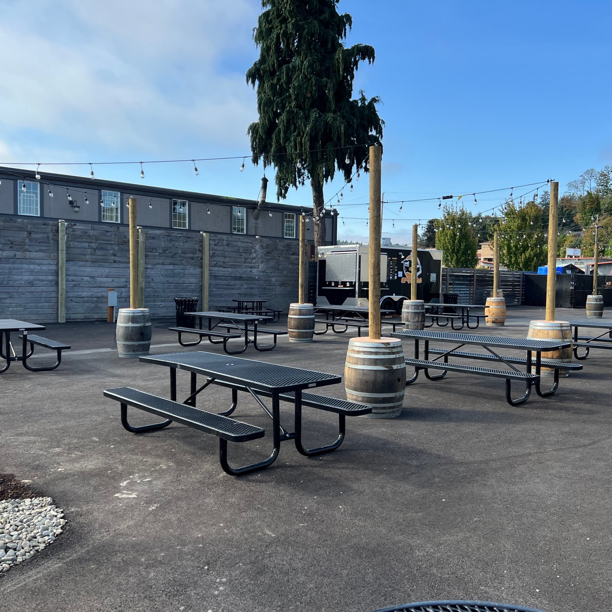 Front Street Food Trucks Coos Bay