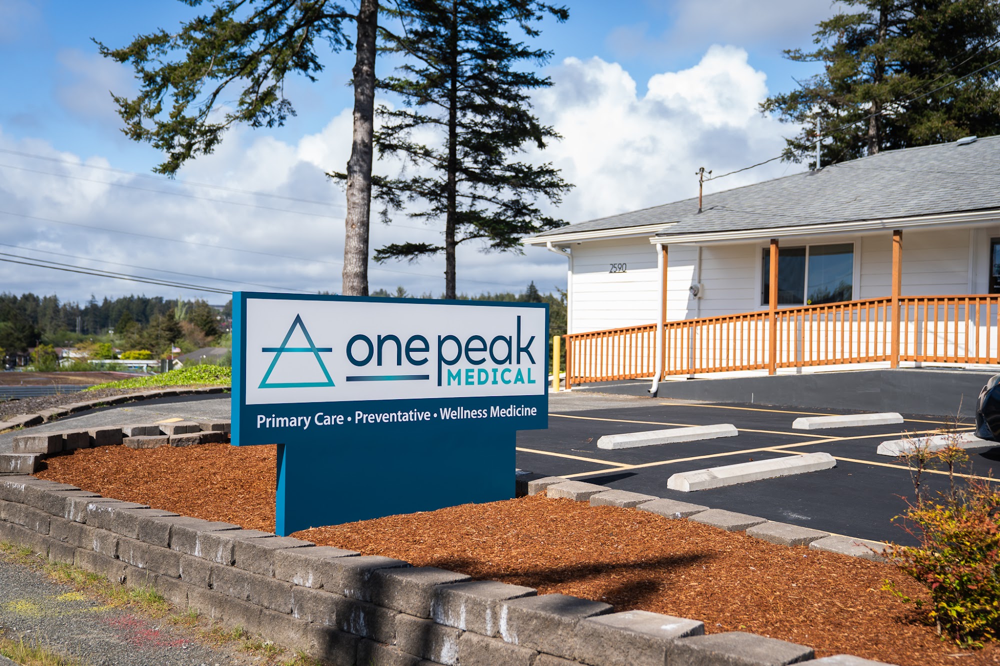 OnePeak Medical 2590 Woodland Dr, Coos Bay Oregon 97420