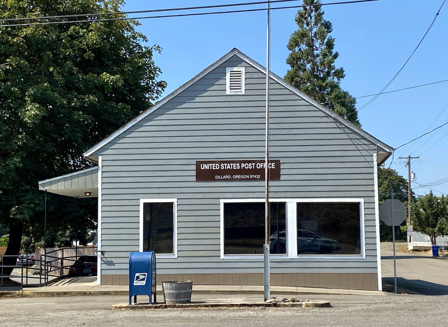 United States Postal Service Dillard