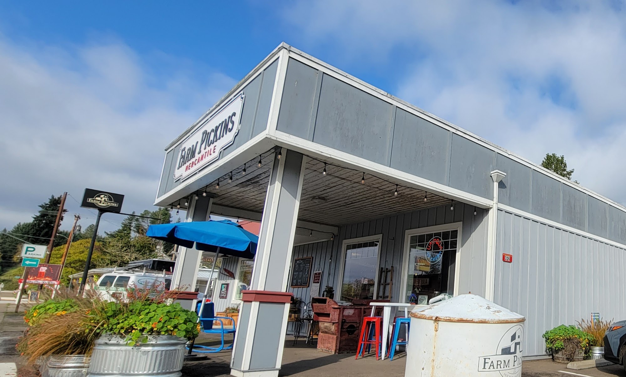 Farm Pickins Mercantile Elkton