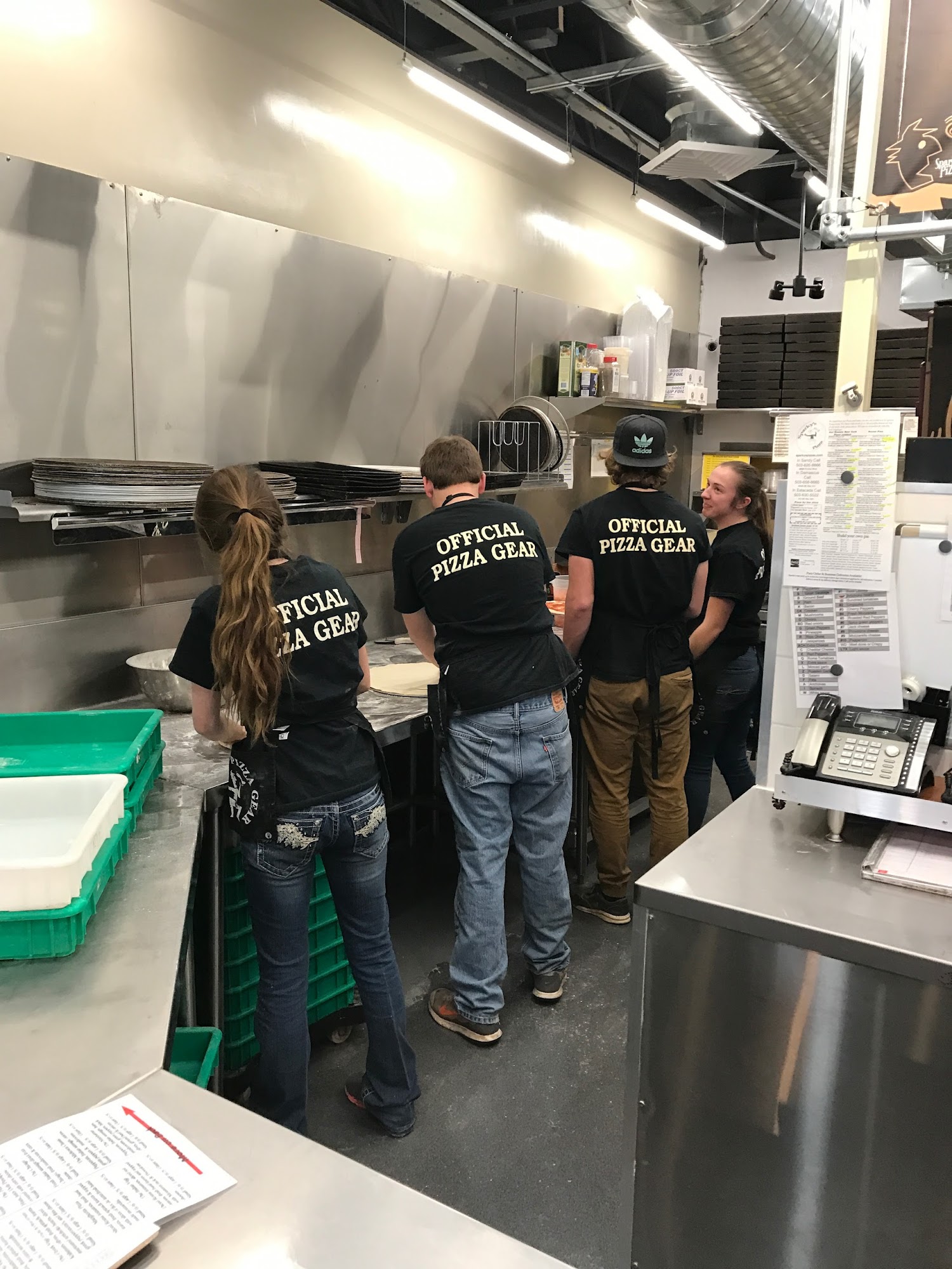 Sparky's Pizza: Estacada Estacada