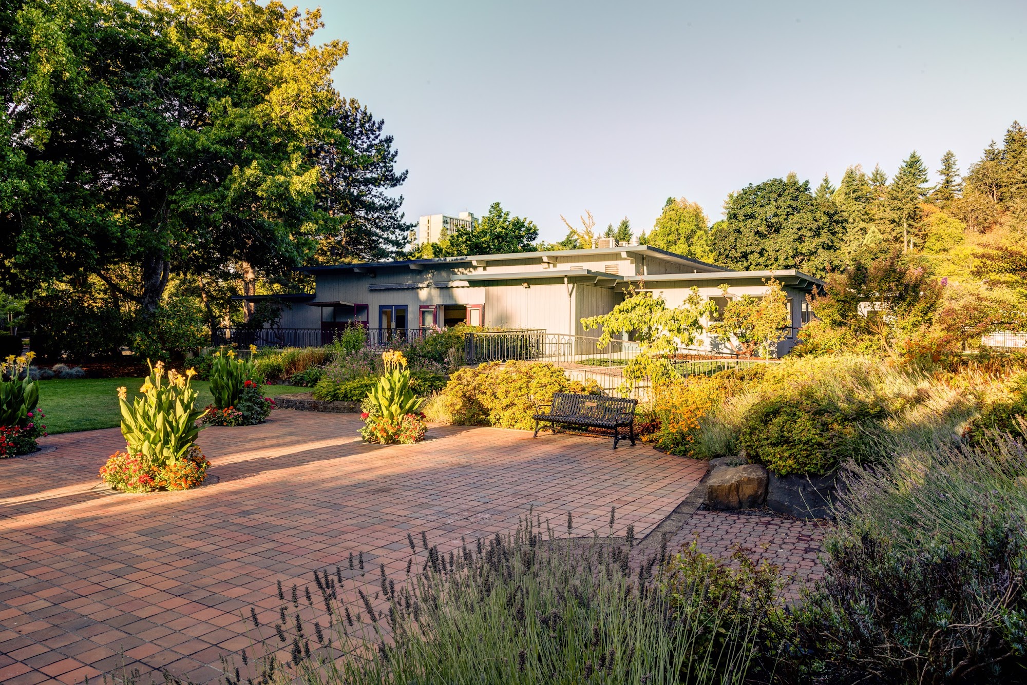 CAMPBELL COMMUNITY CENTER - Eugene OR - Hours, Directions, Reviews ...