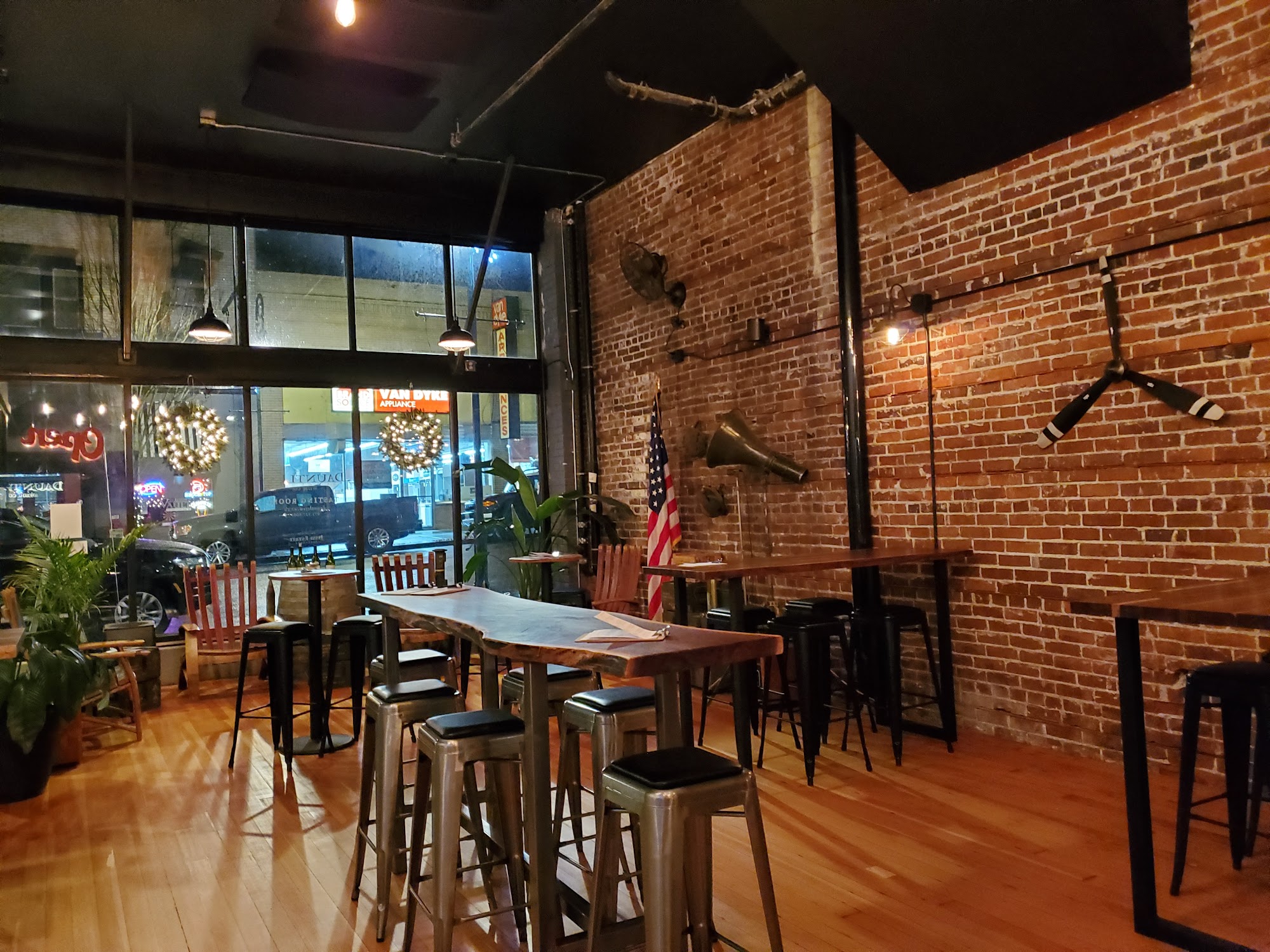 Dauntless Wine Cø. Tasting Room Menu