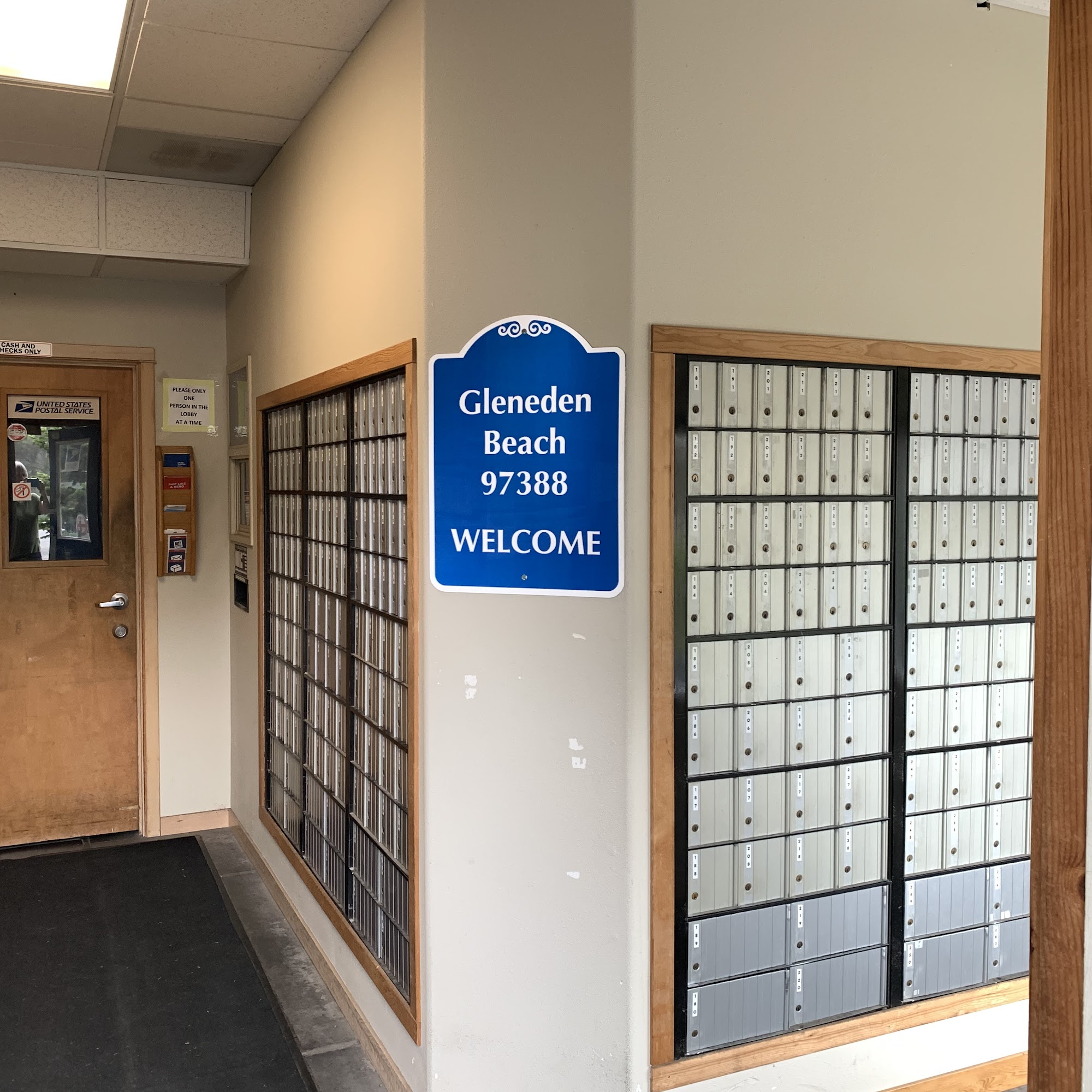 United States Postal Service Gleneden Beach