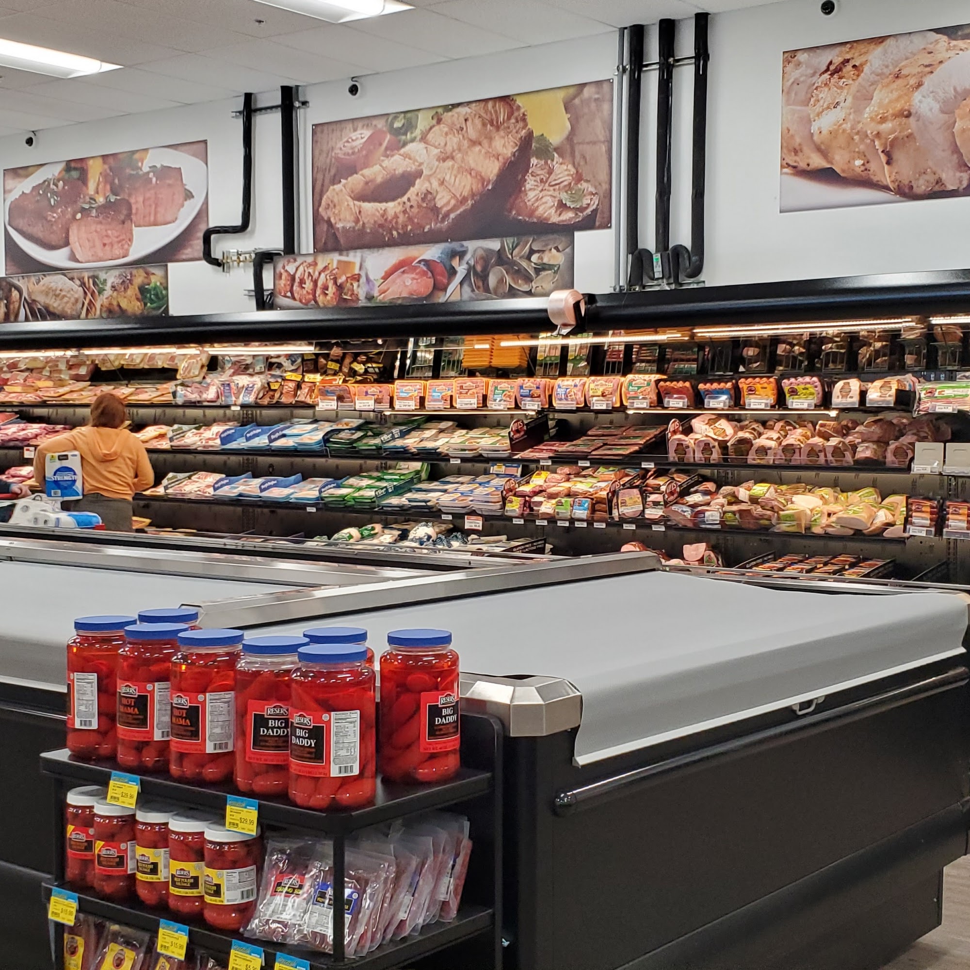 McKay's Market #29 Harbor